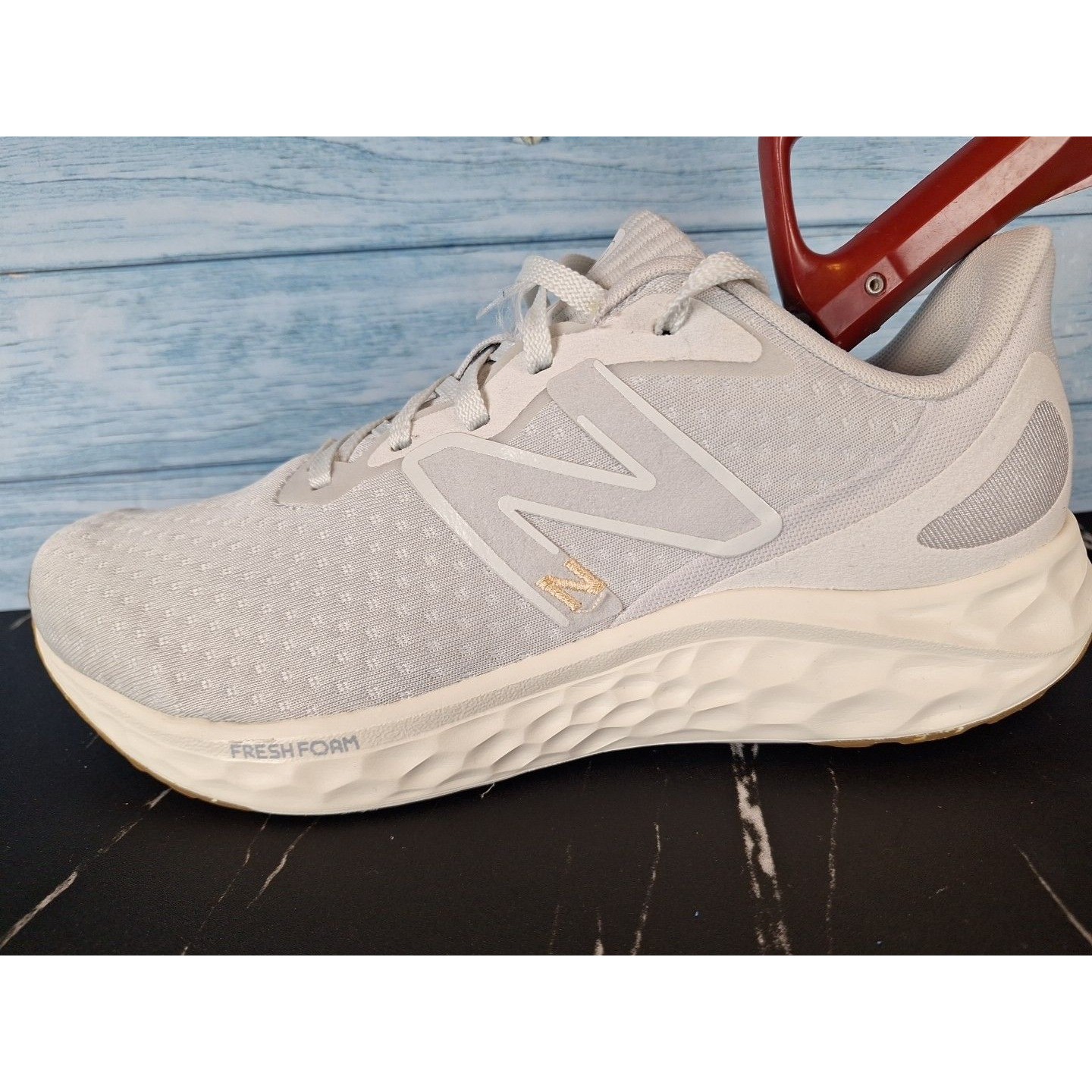 New Balance Fresh Foam Arishi V4 Women's Running Shoes Gray Sz 10